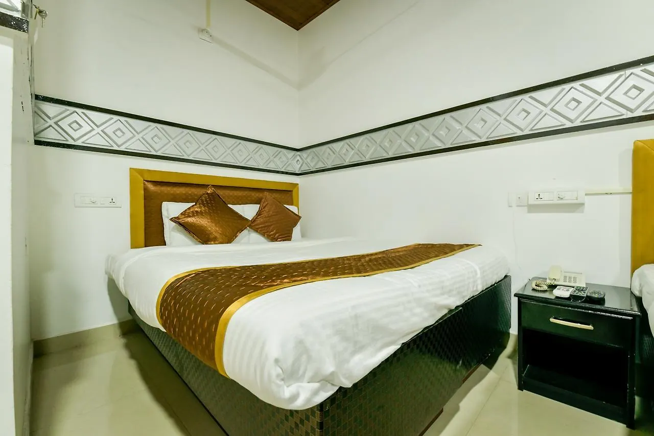 Oyo 14226 Hotel Gago Inn Alappuzha 인도