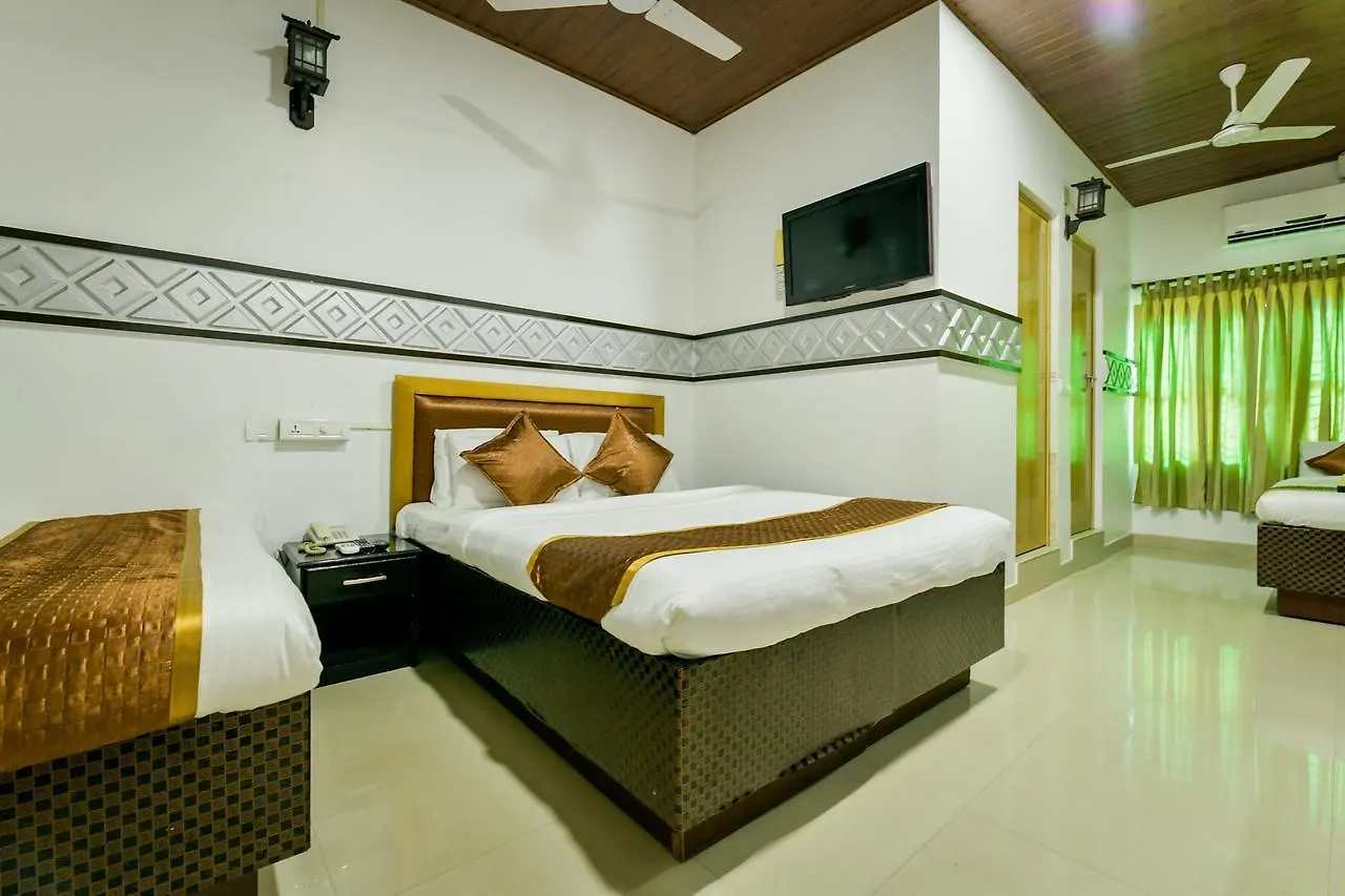 Oyo 14226 Hotel Gago Inn Alappuzha